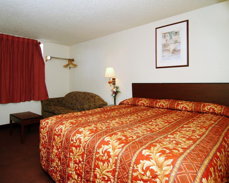 Rodeway Inn Farmington Eksteriør bilde