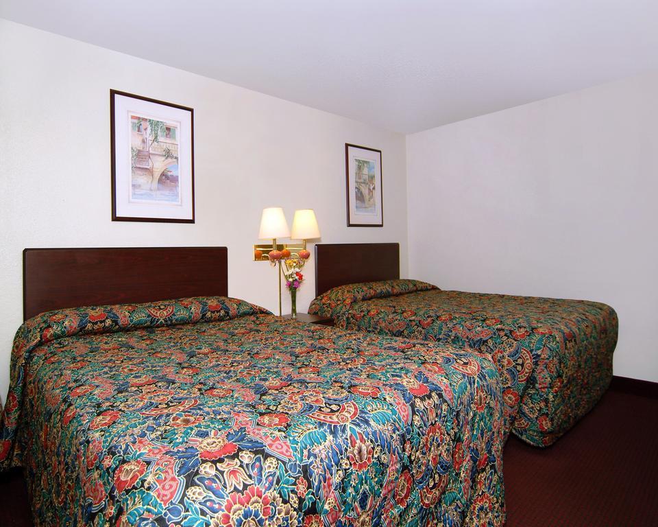 Rodeway Inn Farmington Eksteriør bilde
