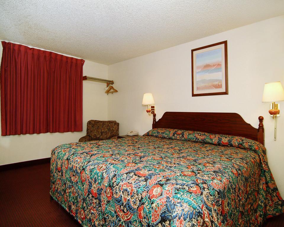 Rodeway Inn Farmington Eksteriør bilde