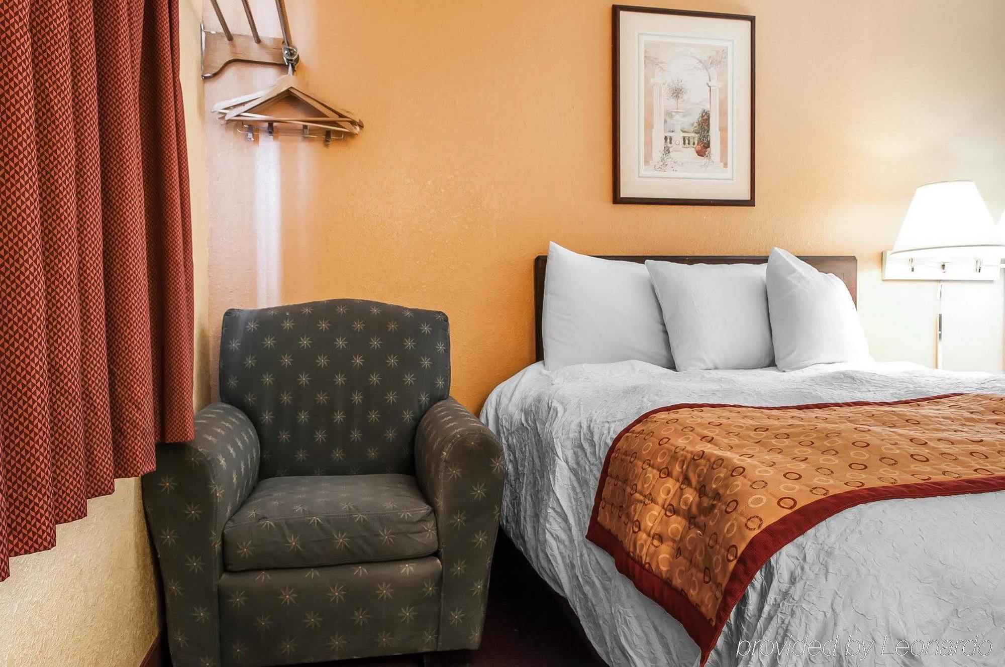 Rodeway Inn Farmington Eksteriør bilde