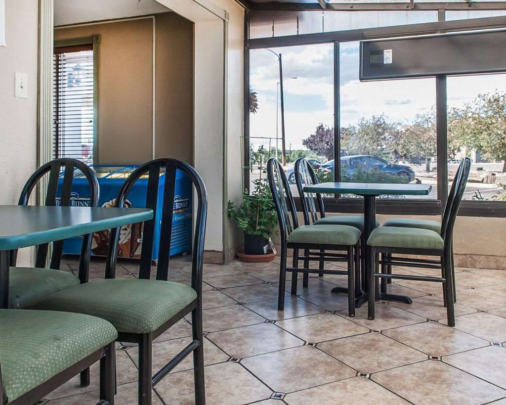 Rodeway Inn Farmington Restaurant bilde